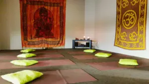Nova Aula De Yoga Bioenergética / Meditação